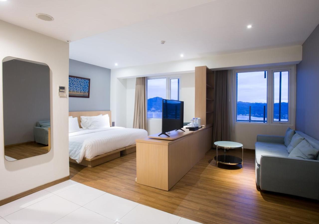 Hotel Santika Premiere אמבון מראה חיצוני תמונה