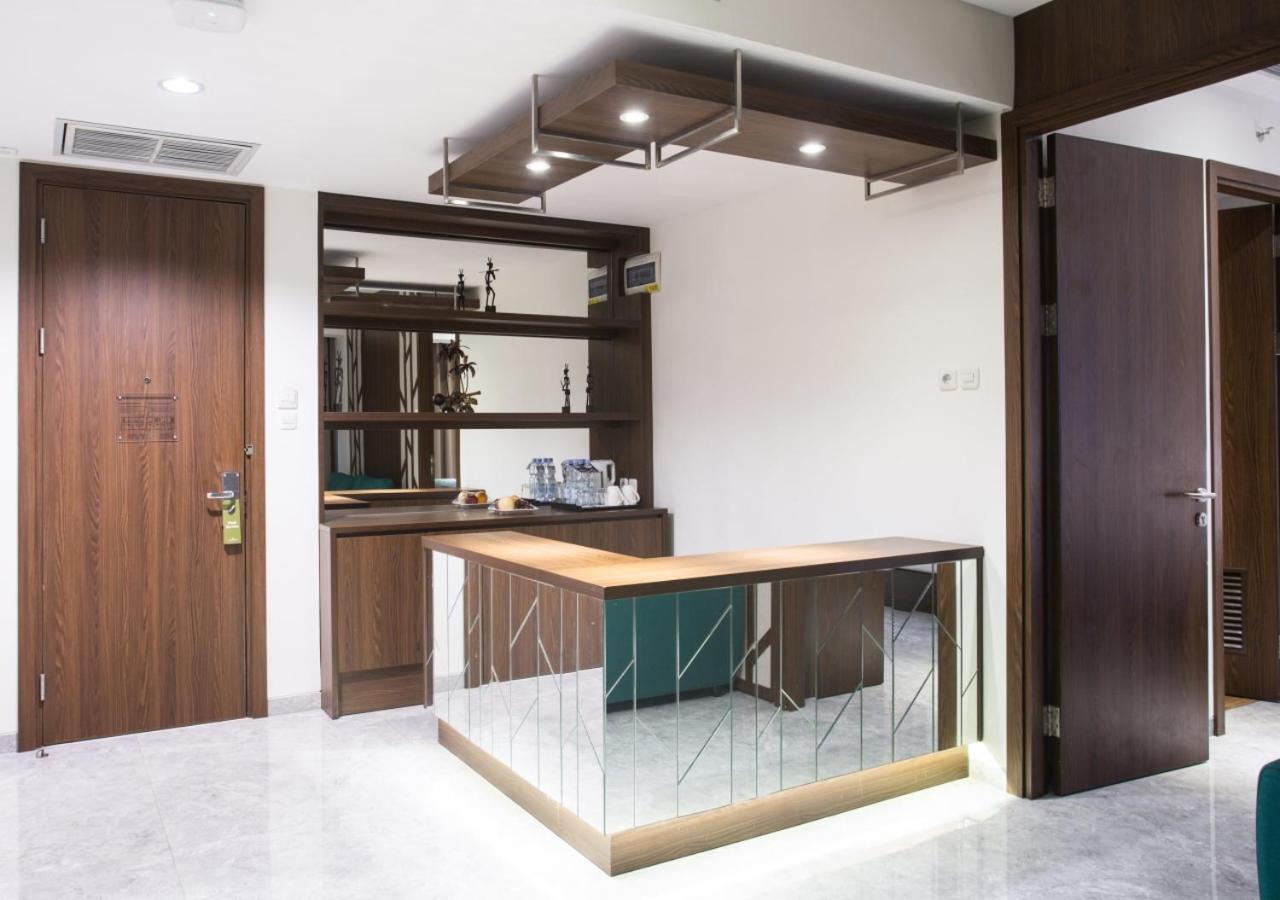 Hotel Santika Premiere אמבון מראה חיצוני תמונה